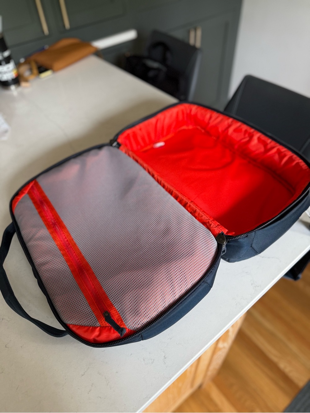 Thule Navy Blue Laptop Organizer Bag - Picture 4 of 5